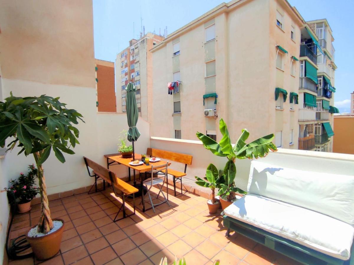 Manuela Nogales Apartments! Malaga Luaran gambar
