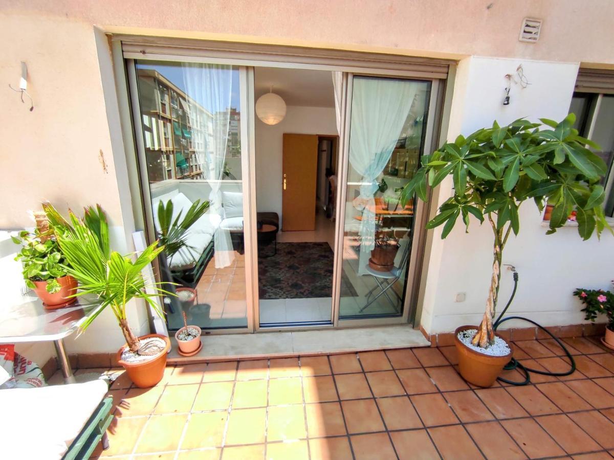 Manuela Nogales Apartments! Malaga Luaran gambar
