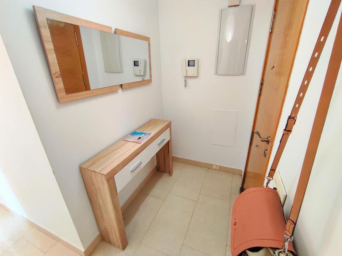 Manuela Nogales Apartments! Malaga Luaran gambar
