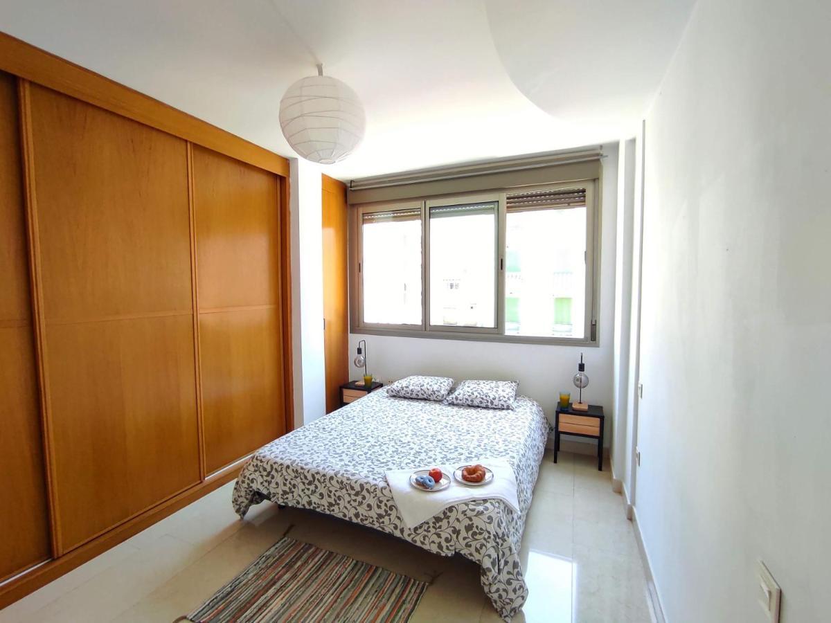 Manuela Nogales Apartments! Malaga Luaran gambar